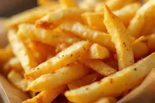 Layla's French Fries recipe served on a plate, by Pekin the Chef